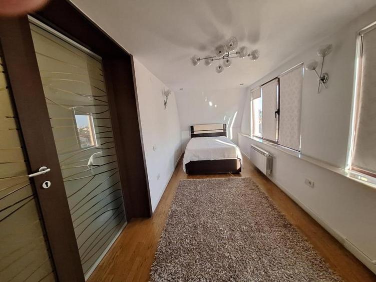 De închiriat: Penthouse duplex la 2 min de metrou Aviatorilor