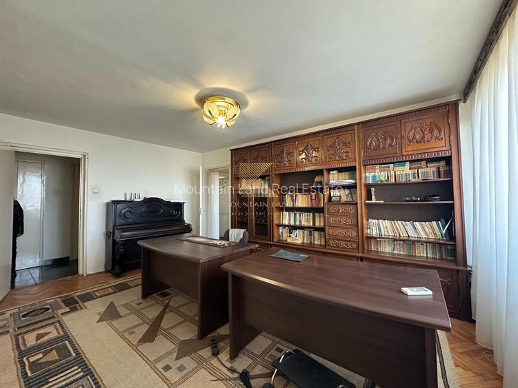 Apartament de 3 camere, pretabil birouri sau locuinta, etaj 7, Saturn