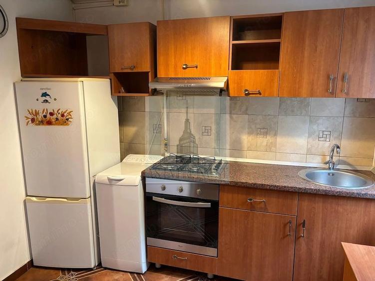 Apartament semidecomandat 2 camere - cartier Astra