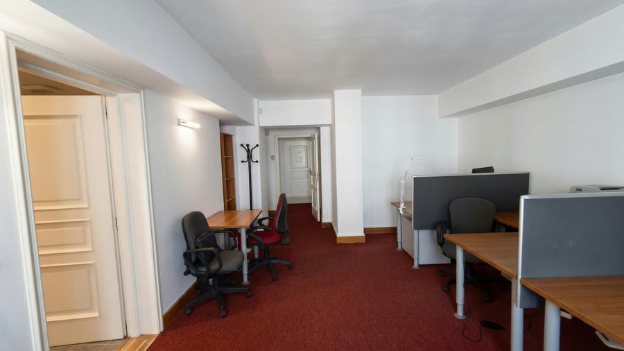 Apartament 4 camere cu terasă generoasă, etaj 6