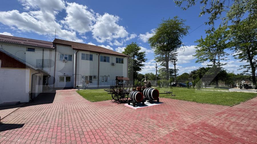 Fabrică de confecții textile activă, 1.600 mp, 11.720 mp teren, Răcari