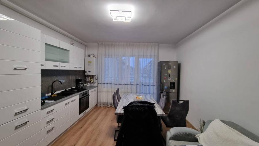 Apartament 3 camere | mobilat | zona Terra, Floresti