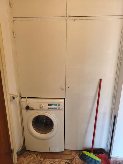 Apartament 4 camere decomandat | Etaj 3/4 | Boxă | Drumul Taberei-Valea Argesulu