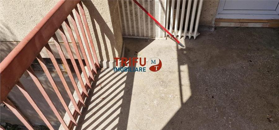 Apartament 3 camere et.1 zona Școlii Generale nr. 6