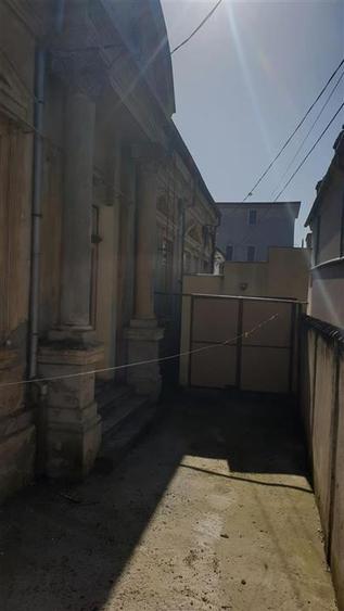 CASA Caramida 4 camere zona Centrala Liceul Balcescu Teren - 218 mp