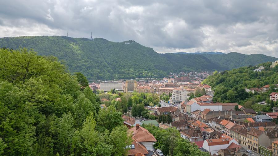 Proprietate unica tip vila, ultra central,S+P+2E cu lift,priveliste peisagistica