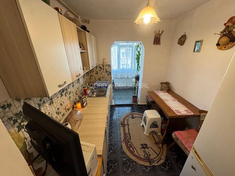 Apartament 2 camere zona Anda cu Centrala - 5