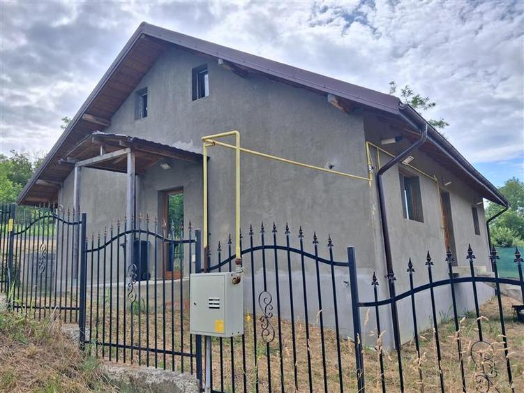 Casa de vanzare Rediu