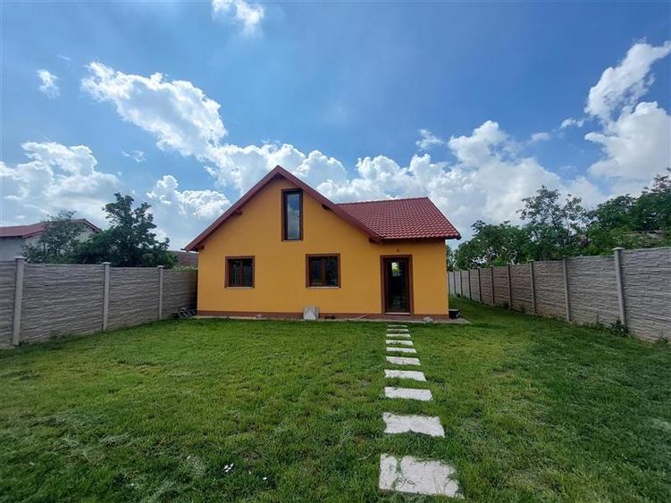 Casa finisata modern in Vinga