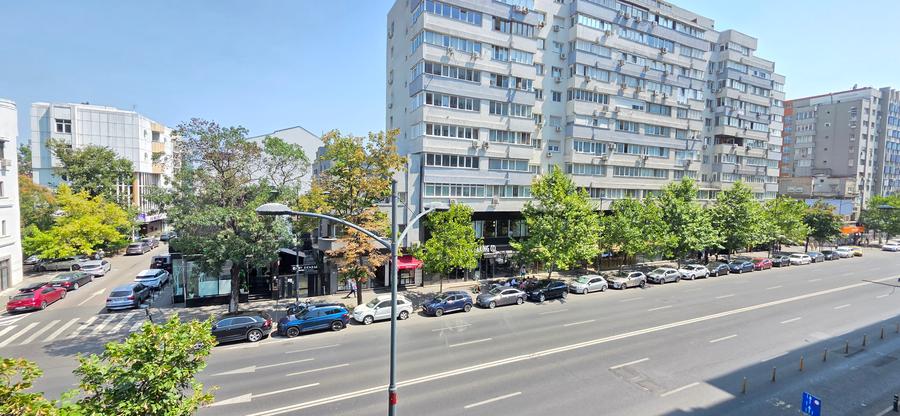 Spațiu exclusivist de închiriat/Mansardă în vilă interbelică/