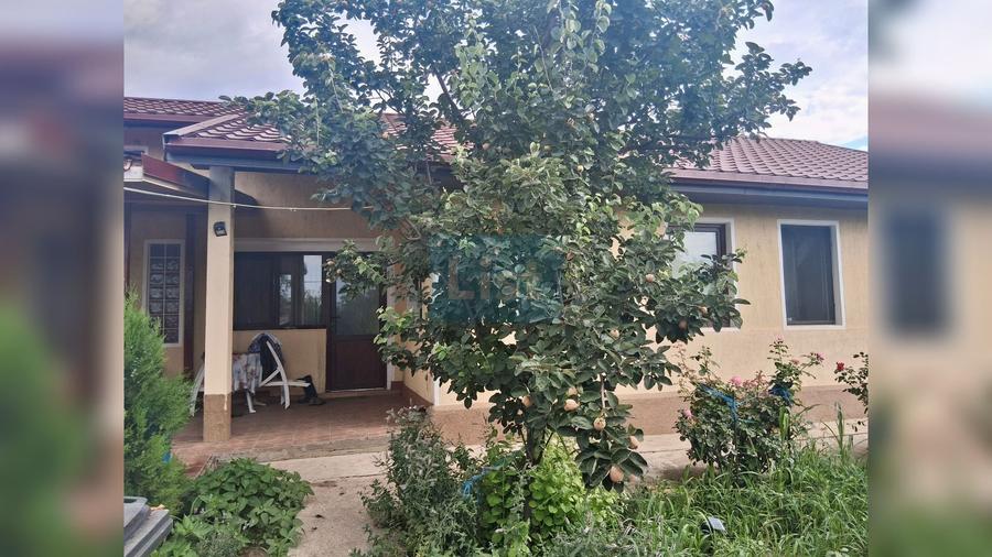 Casă de vânzare în Vânători, Galați – 140 mp, teren 1.107 mp