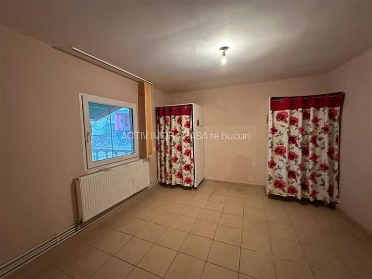 Bocsa Montana, Casa Solida + Gradina, Strada Principala - 18