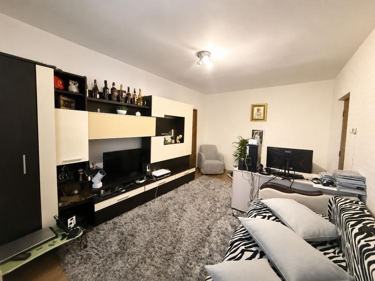 Apartament cu 2 camere, 54 mp, Cetate-Bulevard, parcare