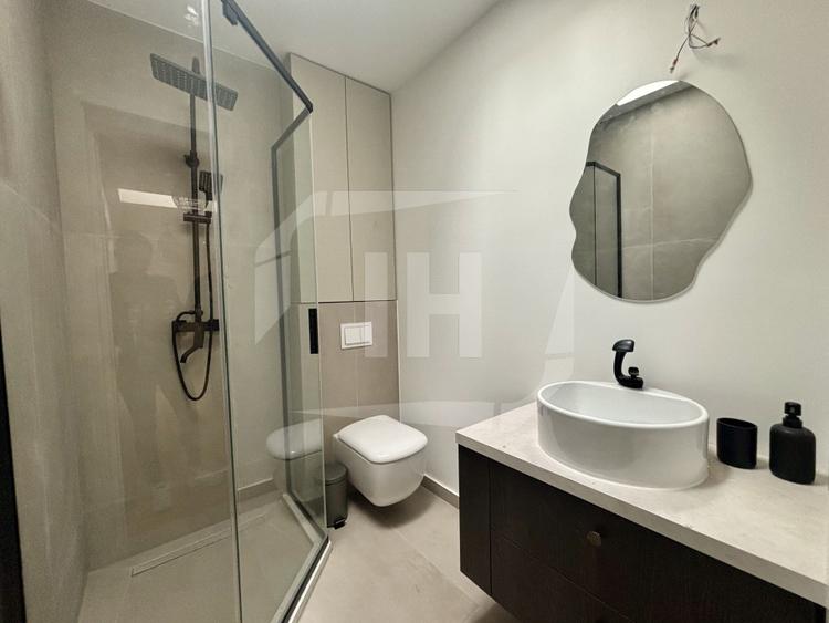 Casa 3 camere I prima inchiriere I  cu parcare I zona Garii