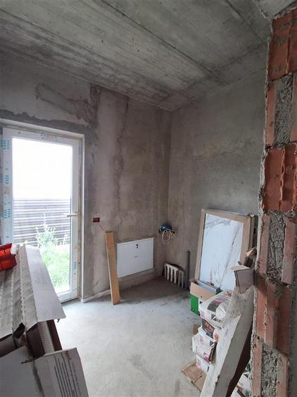 CASA P+ 1E si TEREN 400 MP DE VANZARE IN ANDRASESTI