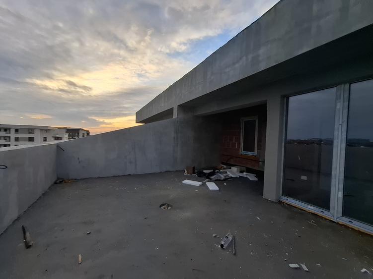 Penthouse zona Prelungirea Ghencea