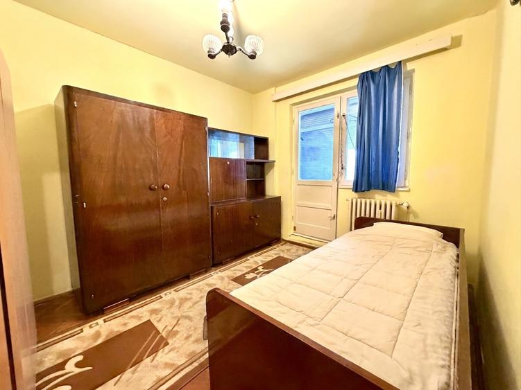 COMISION 0%-Apartament 4 camere cu boxa, etaj 3 - zona Dacia