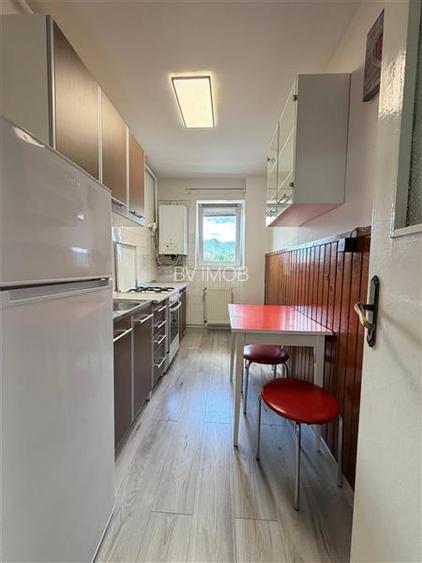 Vanzare apartament 2 camere decomandat, Grivitei, etajul 2, insorit - 5