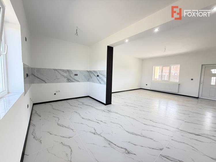 COMISION 0% Duplex cu 3 camere de vanzare in Beregsau Mare