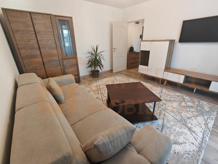 Apartament 2 camere de vânzare | Centru Constanța | Ideal investiție