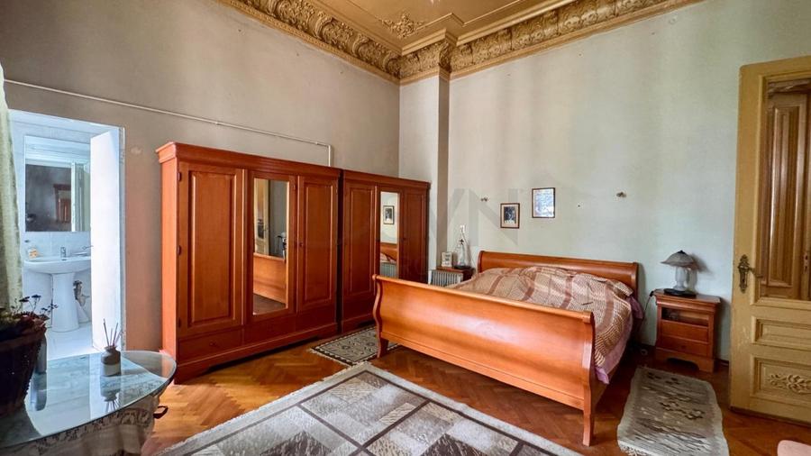 REA1029789 Apartament cu istorie si caracter l 168 mp l Ultracentral l Piata Rom