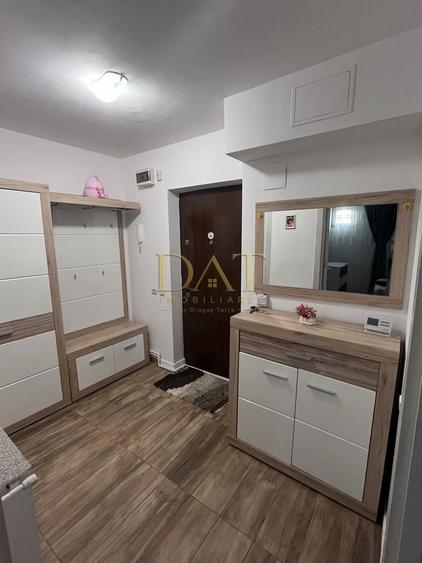 Apartament 2 camere de închiriat în Zorilor | Parcare și boxă