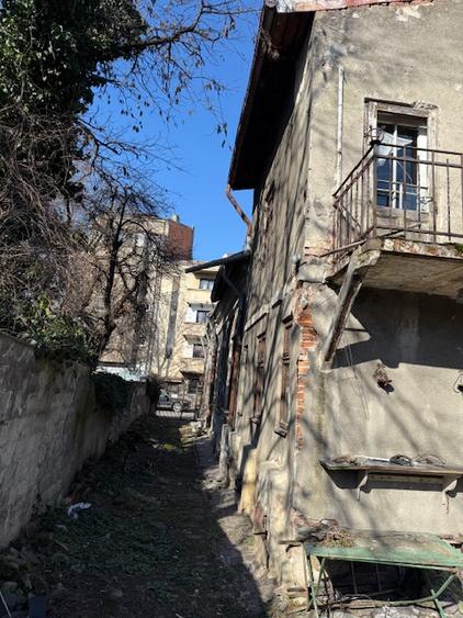VANZARE CASA  INDIVIDUALA