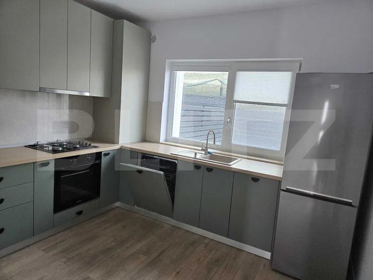 Casa/Vila de inchiriat, 100 mp, zona Valea Lupului