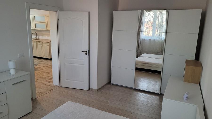 Apartament 3 Camere - 430 euro - Giroc Zona Carpati