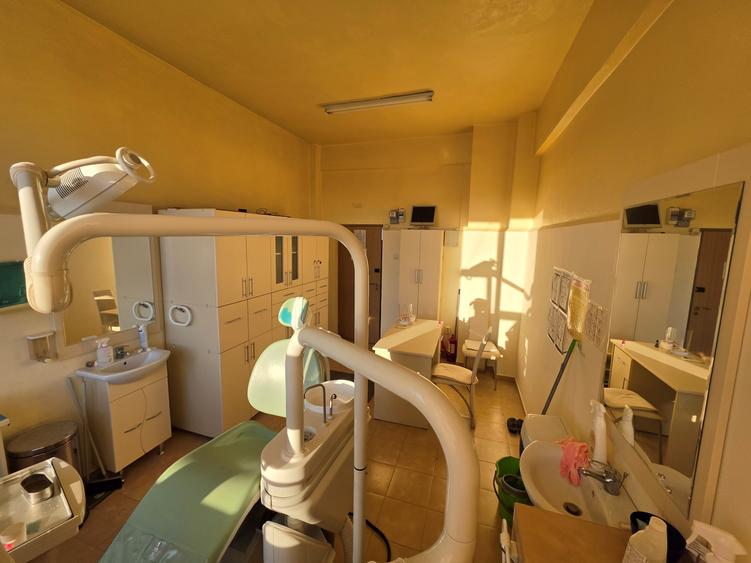 Cabinet medical in Policlinica Titan, 5 minute metrou, pe Grigorescu