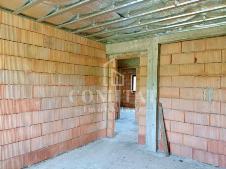 Casă individuală de vânzare | 4 Camere | 110 mp | Dezmir