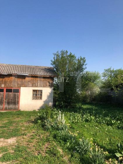 Casa individuala 4 camere, teren 4400 mp , Lazuri