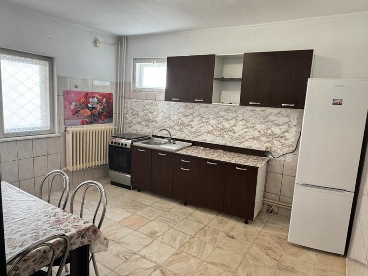 Casa singur curte, zona superba