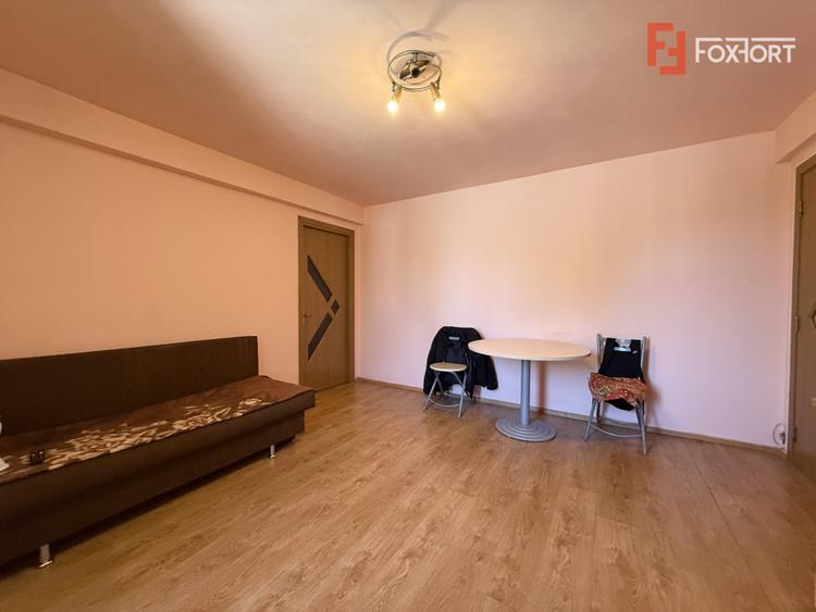 Apartament cu 2 camere, de vanzare in zona Complex Studentesc