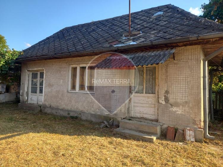 Casă cu 4 camere | Miresu Mare | Oportunitate de Renovare