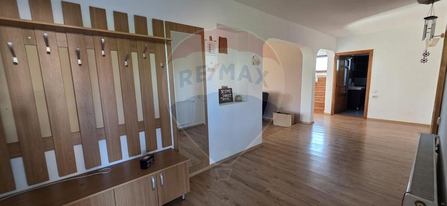 Vila spatioasa 303 mp utili | teren 1192 mp | Darza – Crevedia