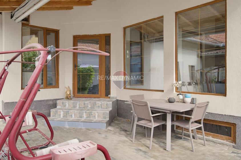 Vilă cu 4 camere de închiriat în zona Intim - 32