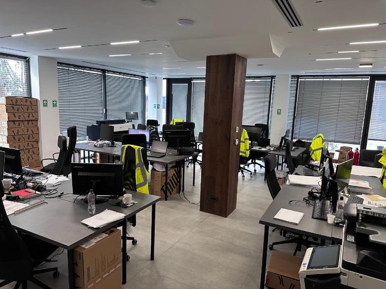 Spațiu comercial  tip showroom/open-space