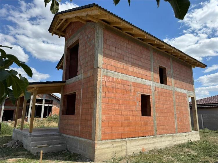 Casa individuala - zona excelenta - toate utilitatile - posibilitate de cumparar - 5