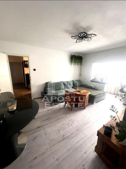 Apartament 3 camere de vanzare, etaj 2, zona Soarelui, Timisoara