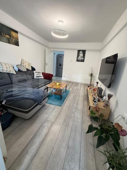 Apartament 2 camere, 49 mp, zona Vlahuta