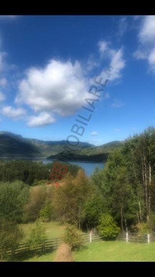 Ceahlau , 1000mp , lotizare la cererea clientului , vedere superba catre lac