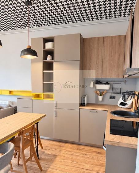 3 camere/2 bai /balcon amenajat/ parcare subterană inclusa/ Bună Ziua