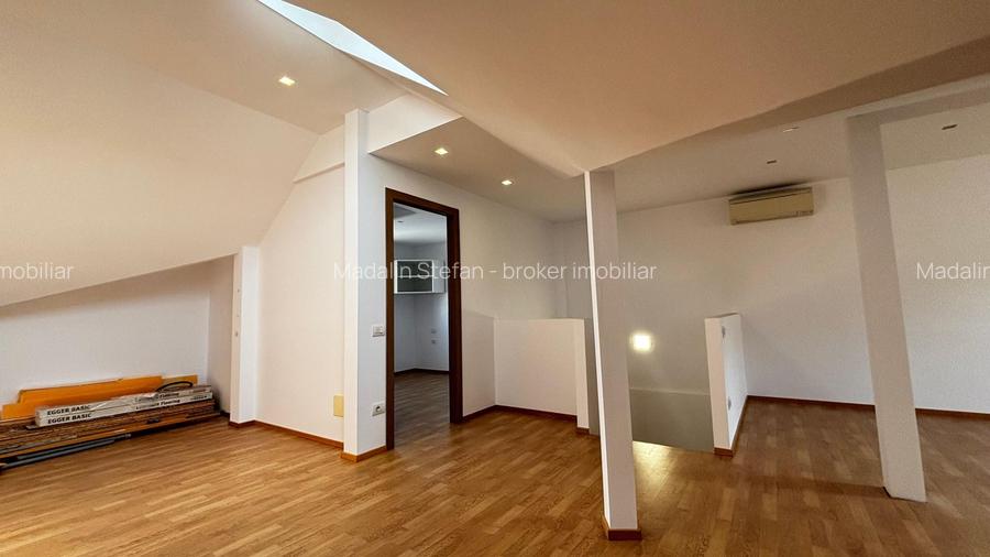 VANZARE VILA TIP DUPLEX - MOBILATA SI UTILATA - ZONA MIHAI BRAVU - 30