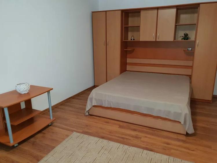 INCHIRIERE - Garsoniera MODERNA - Drumul Taberei