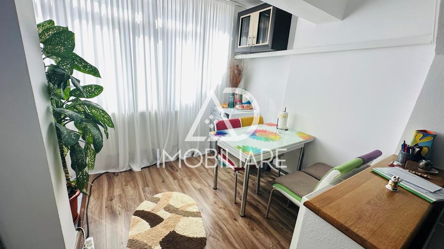 Apartament 3 camere – ultracentral, complet mobilat – gata de mutat