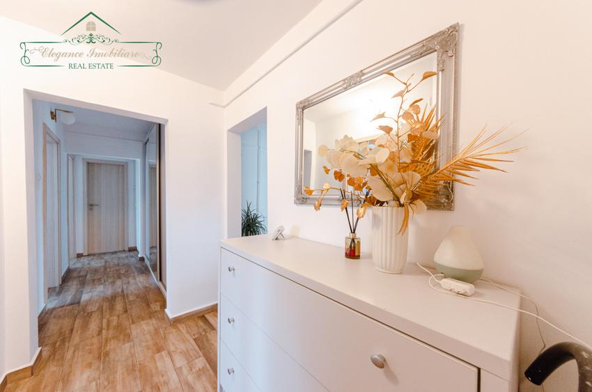 Apartament cu 5 camere si centrala proprie, zona Aurel Vlaicu, Arad