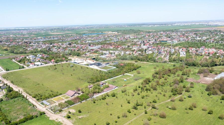 Domnesti- vanzare teren intravilan 10.000mp/ Soseaua Curtea Domneasca