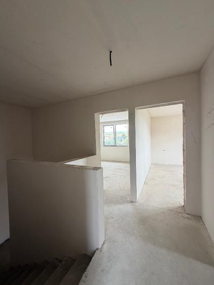 Persoana Fizica Vand Casa Tip Duplex 142mp utili in Apahida Cluj-Napoca 3 dormit