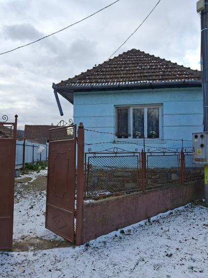 Casa familiara in mediu rural